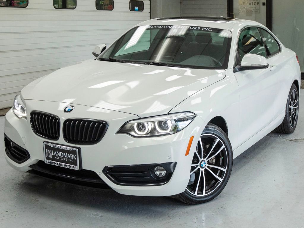 Used 2020 BMW 230i Coupe w/ Premium Package RWD image 13