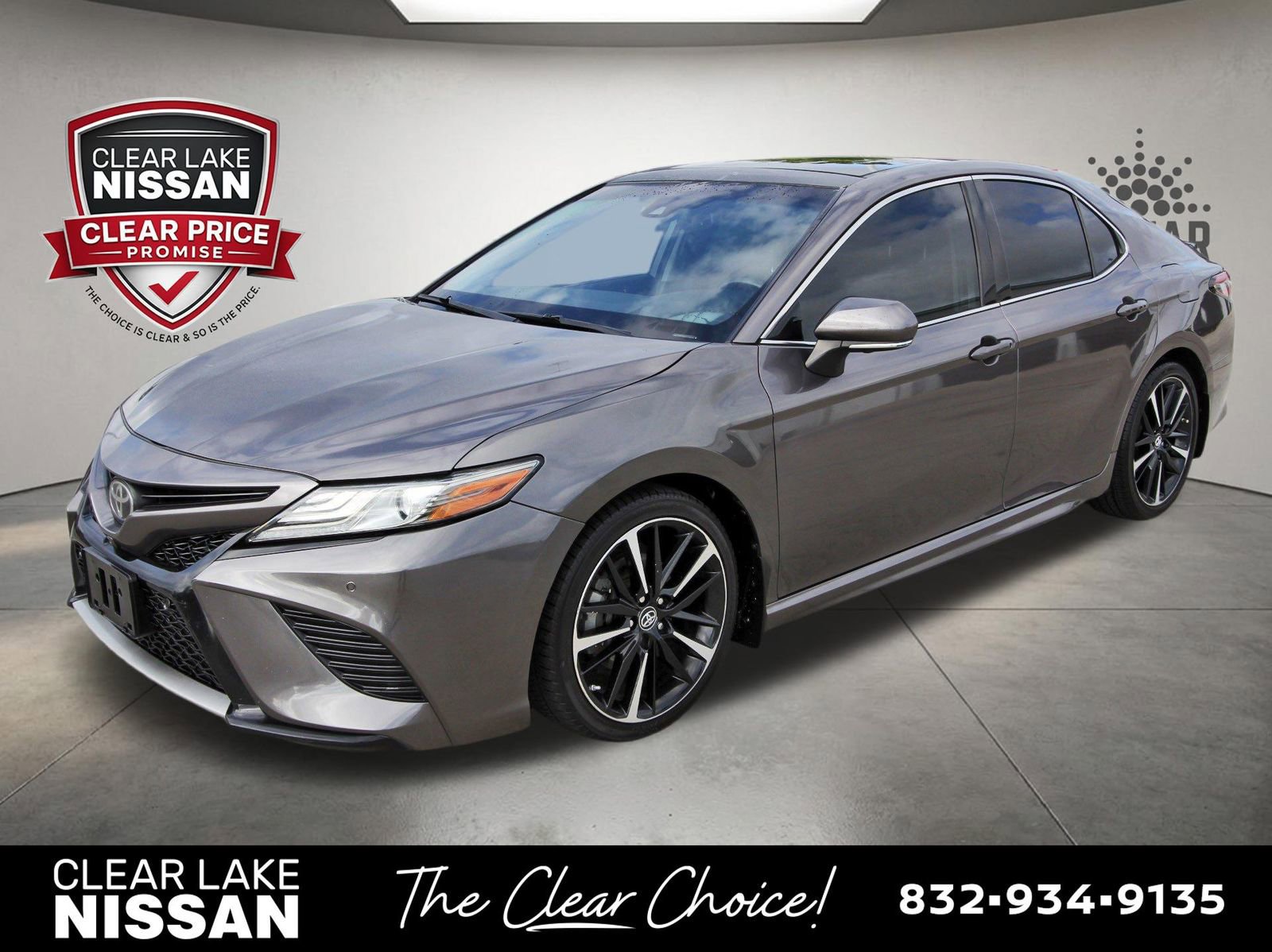 Used 2018 Toyota Camry XSE w/ Driver Assist Package FWD image 3
