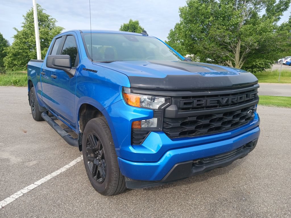 Used 2023 Chevrolet Silverado 1500 Custom w/ Rally Edition AWD/4WD image 1