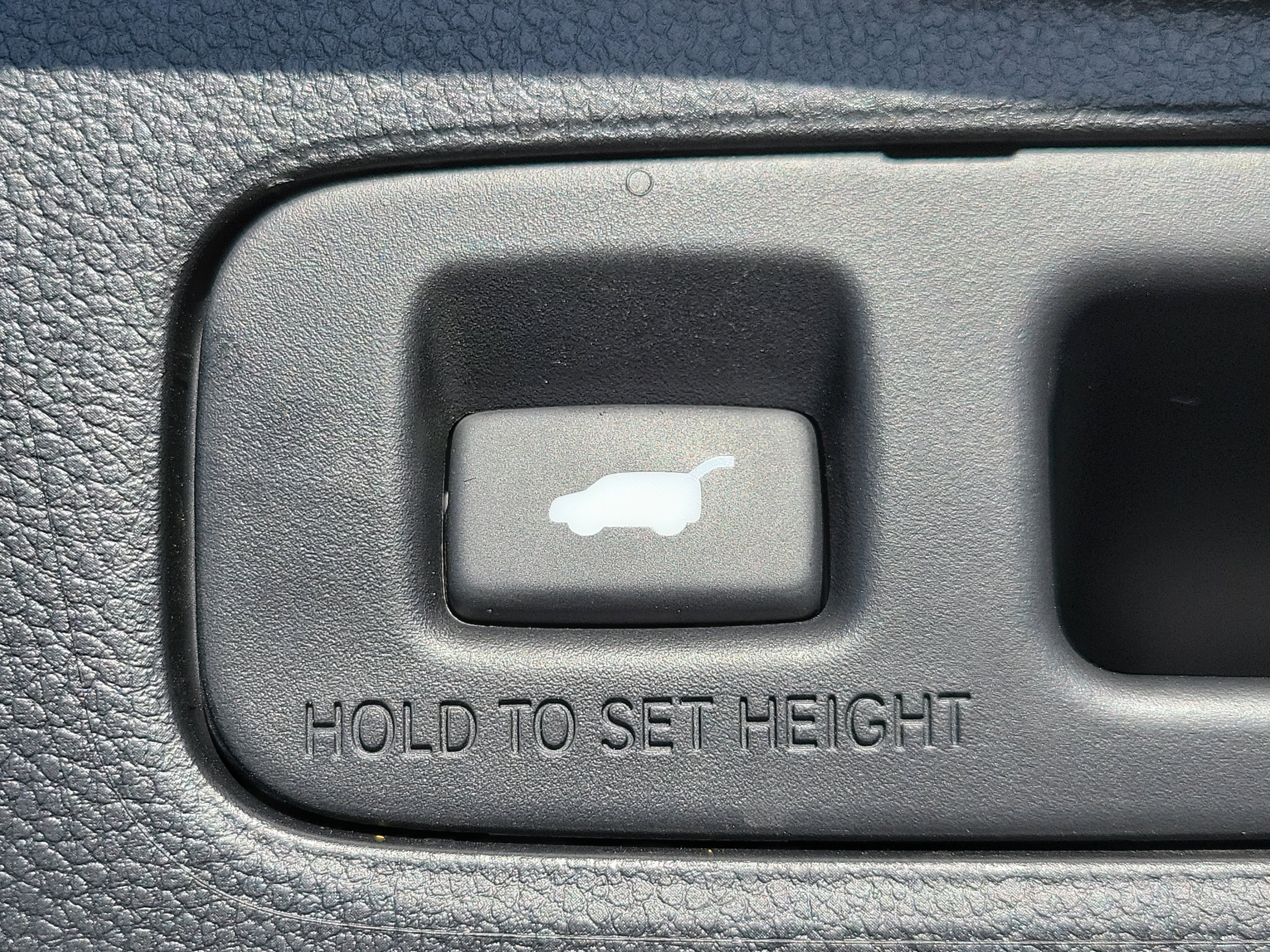 Used 2023 Honda CR-V Sport Touring image 14