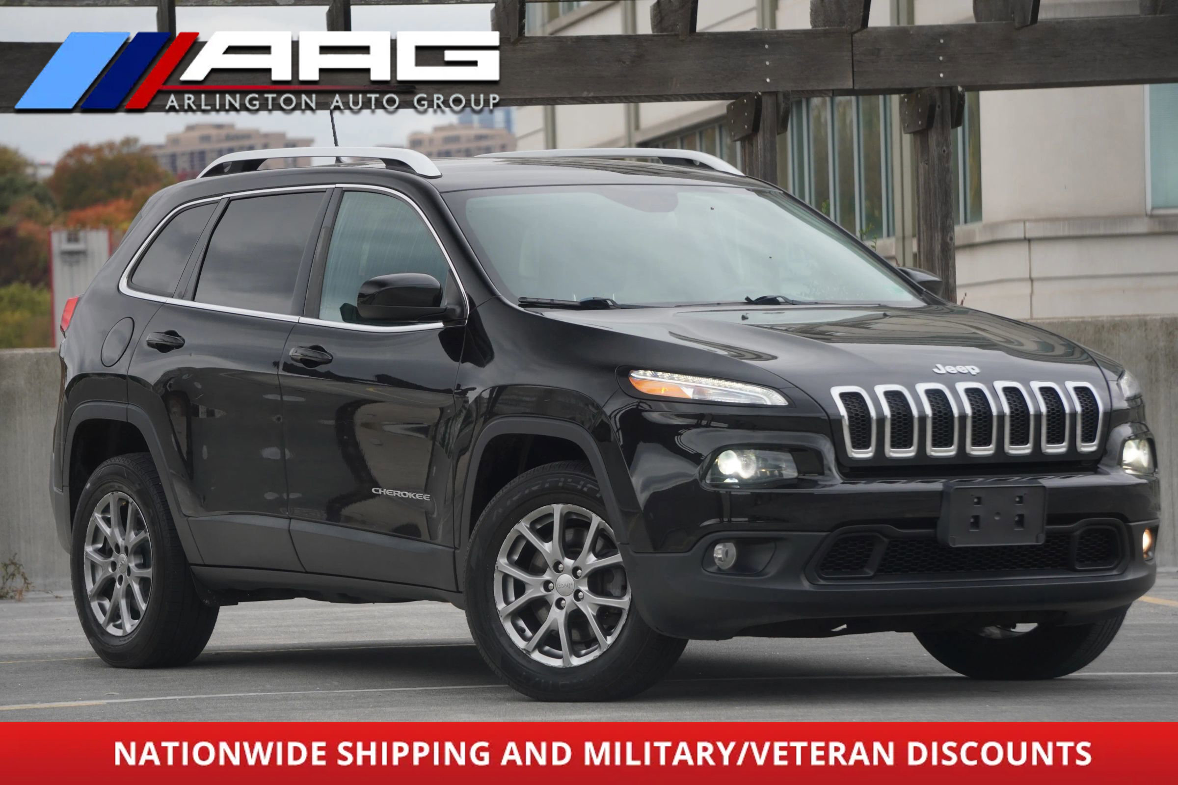 Used 2018 Jeep Cherokee Latitude Plus w/ Cold Weather Group image 1