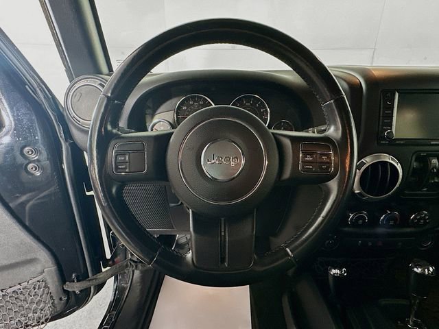 Used 2015 Jeep Wrangler Unlimited Sahara image 11