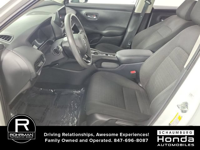 Certified 2025 Honda HR-V LX image 4