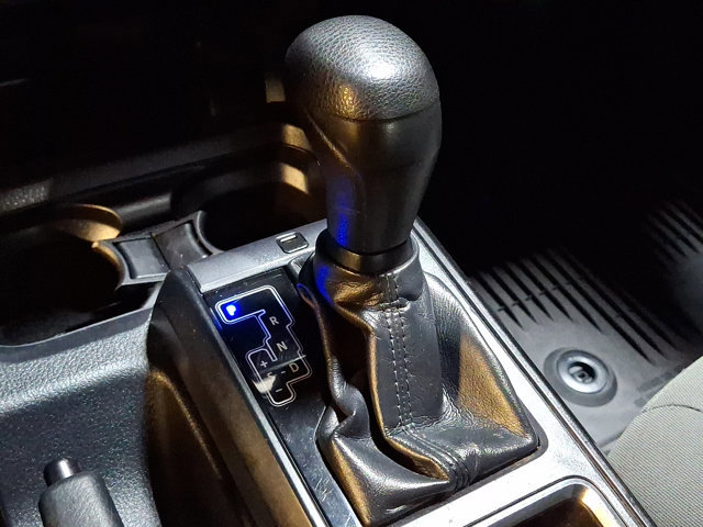Used 2019 Toyota Tacoma SR AWD/4WD image 13
