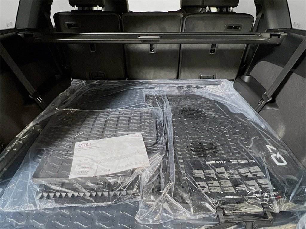 New 2026 Audi Q7 3.0T Premium Plus AWD/4WD image 23