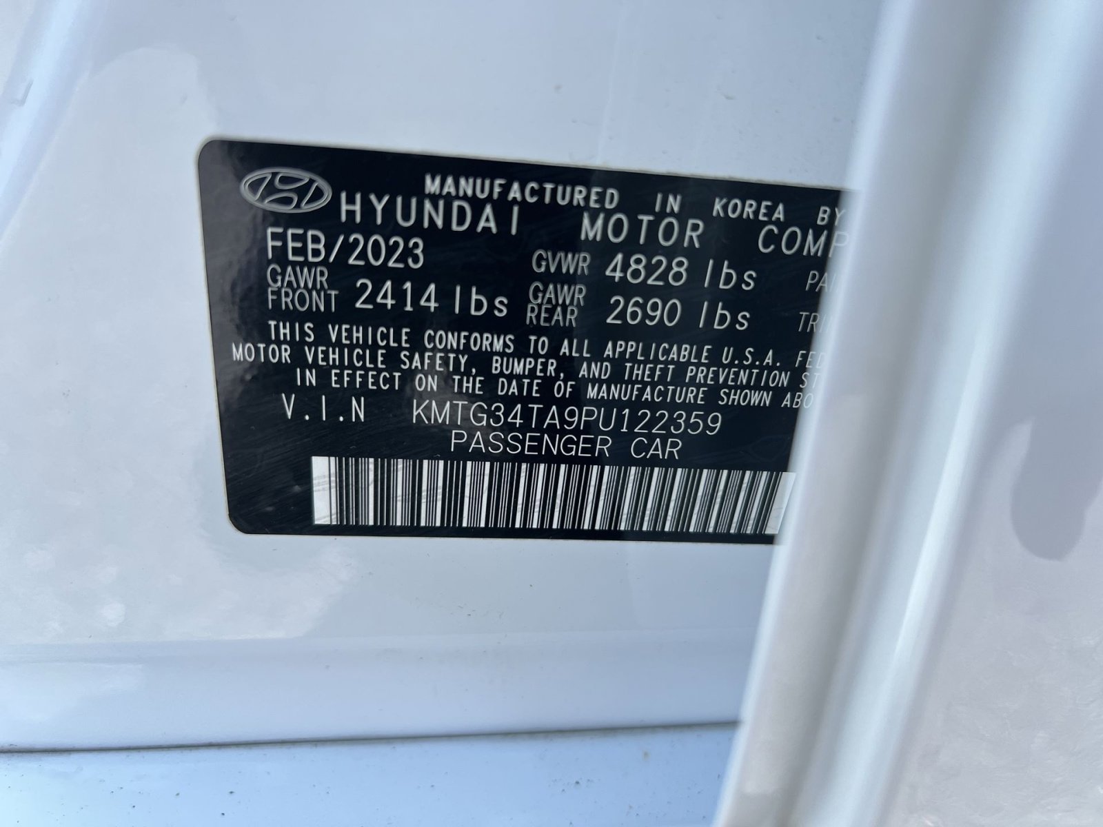 Used 2023 Genesis G70 2.0T w/ Sport Prestige Package image 29