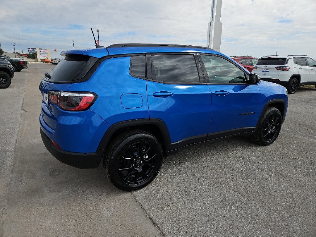 New 2027 Jeep Compass Latitude AWD/4WD image 8