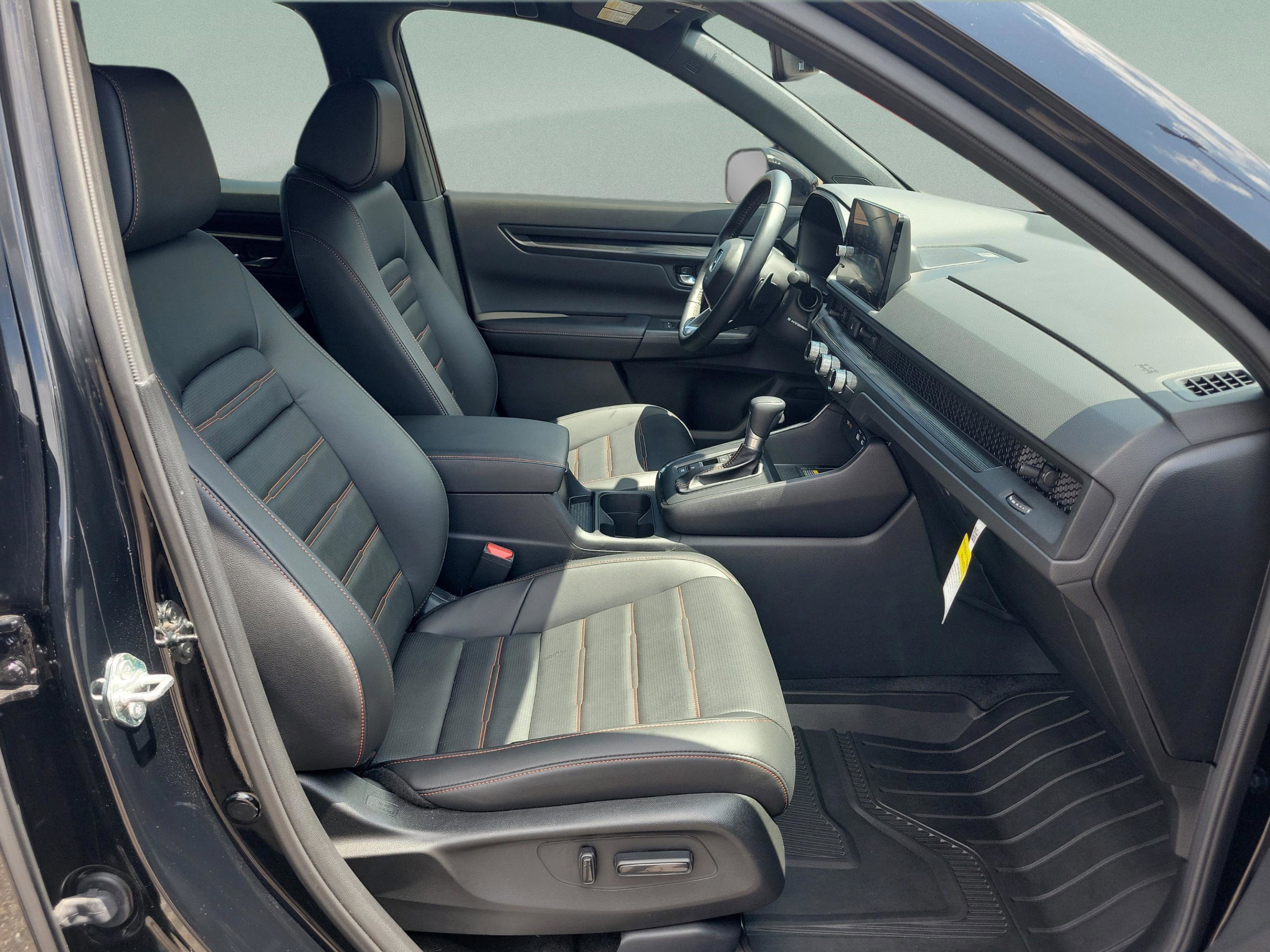Used 2025 Honda CR-V Sport-L image 18