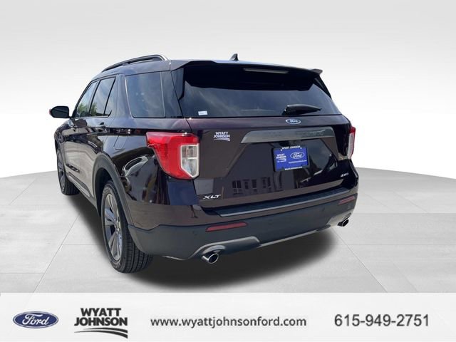 Used 2023 Ford Explorer XLT w/ Equipment Group 202A image 5