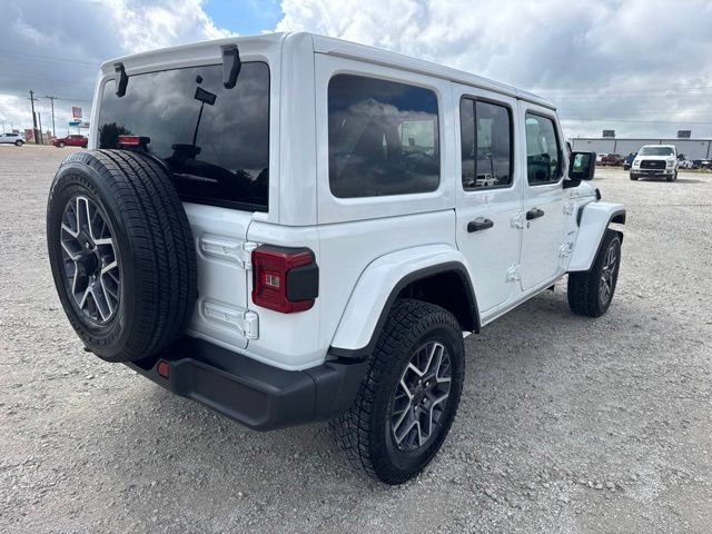 Used 2024 Jeep Wrangler Unlimited Sahara AWD/4WD image 7