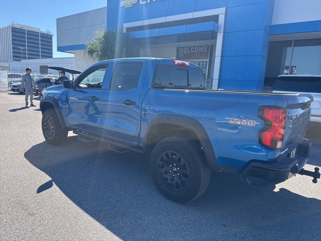 Used 2024 Chevrolet Colorado Trail Boss w/ Technology Package image 4