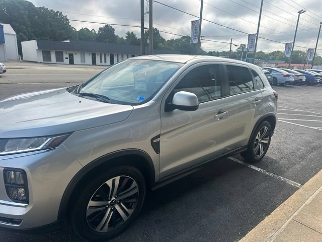 Used 2025 Mitsubishi Outlander Sport ES AWD/4WD image 3
