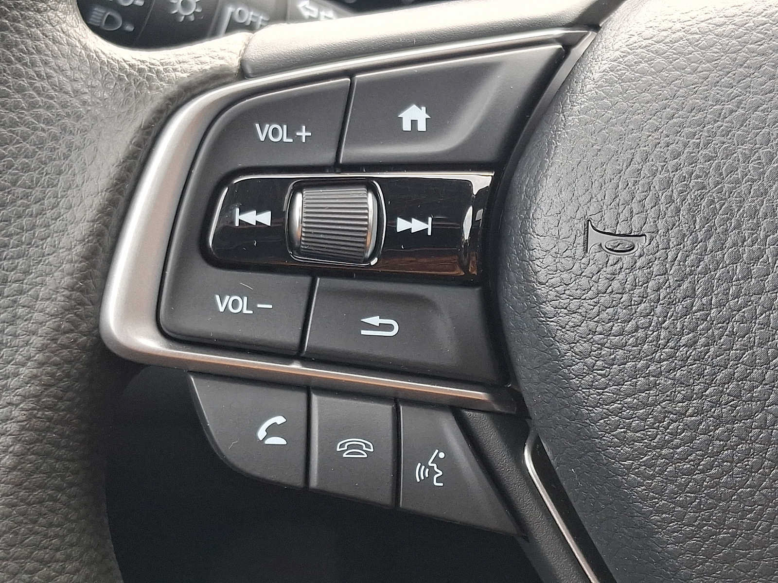 Certified 2020 Honda Accord EX image 21