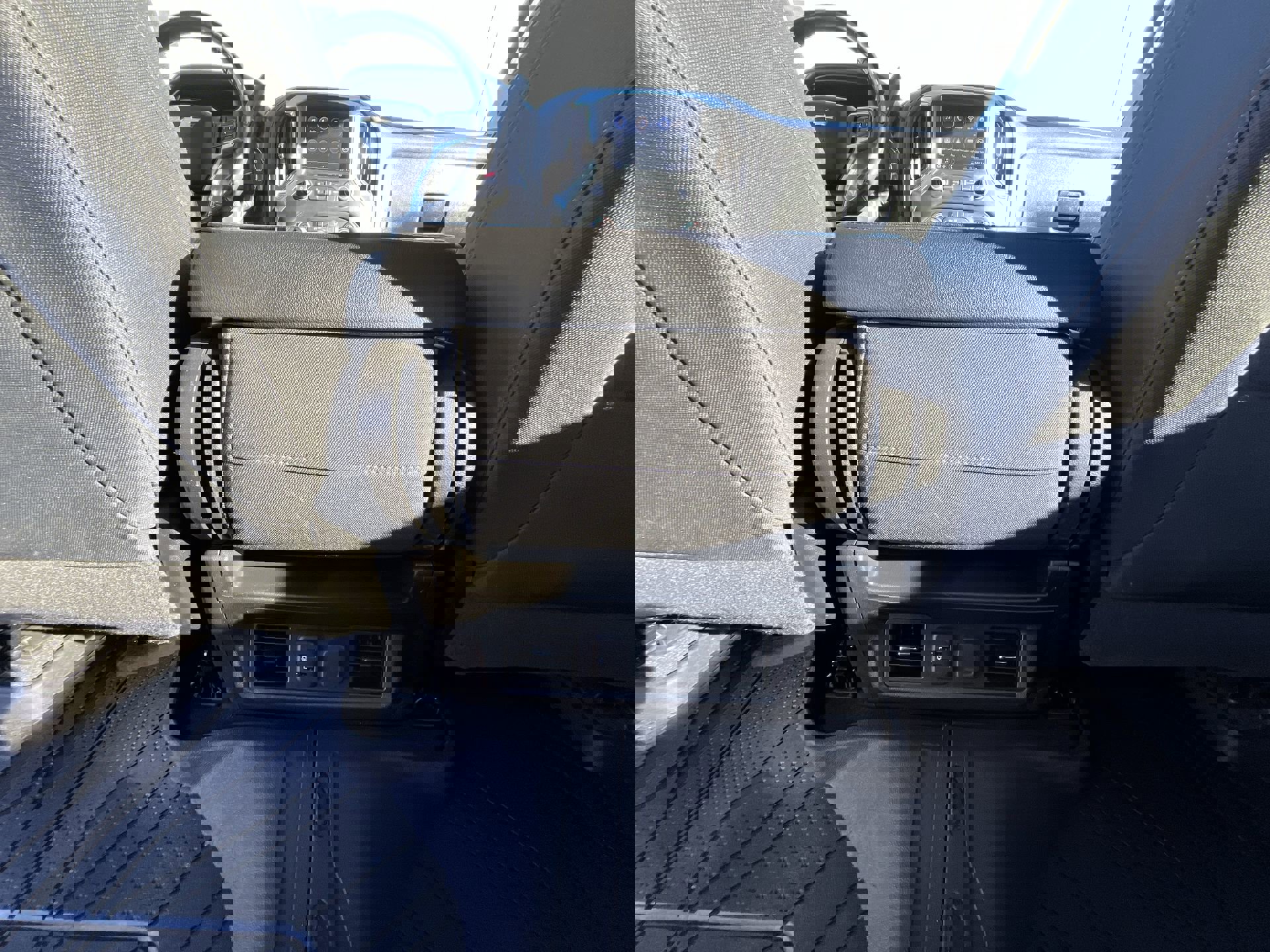 Certified 2019 Chevrolet Silverado 1500 LT w/ All-Star Edition image 21