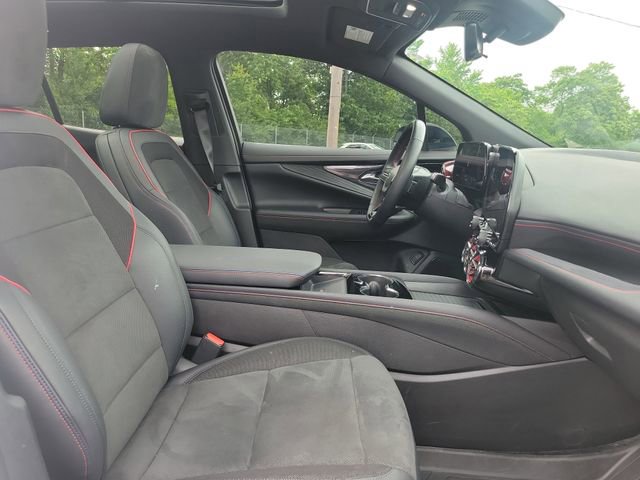 Used 2024 Chevrolet Blazer EV RS RWD image 28