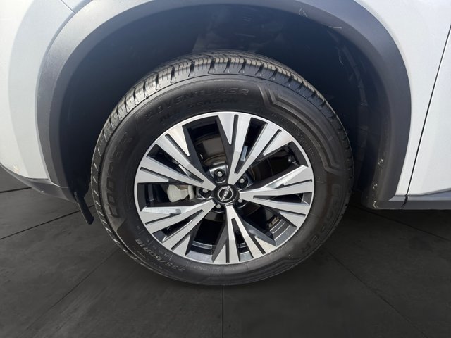 Used 2023 Nissan Rogue SV AWD/4WD image 9