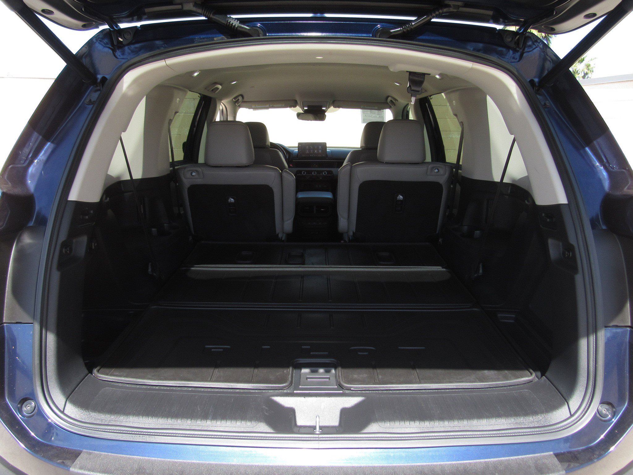 Used 2023 Honda Pilot EX-L image 12