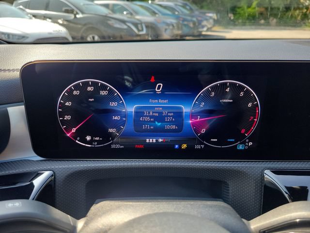 Used 2025 Mercedes-Benz CLA 250 4MATIC image 23