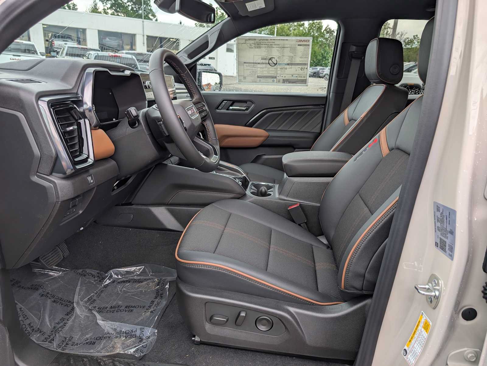 New 2026 GMC Canyon AT4 AWD/4WD image 4