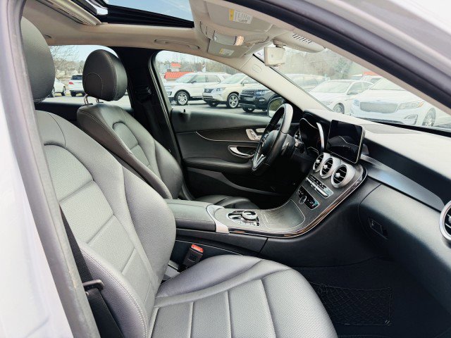 Used 2020 Mercedes-Benz C 300 Sedan image 18
