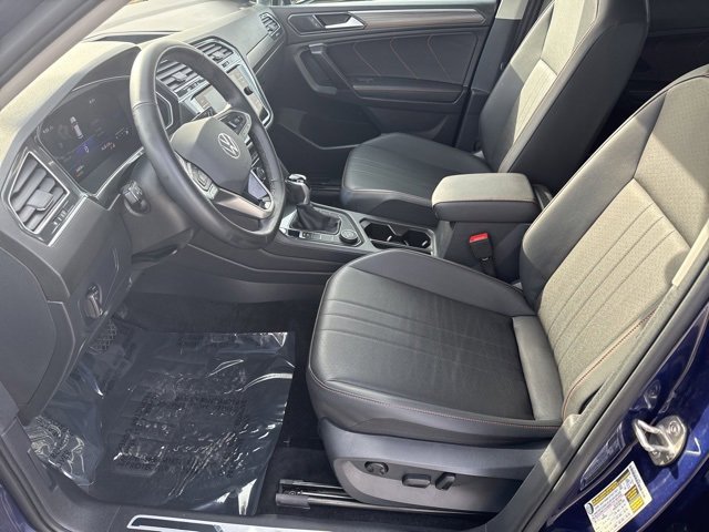 Used 2024 Volkswagen Tiguan SE image 12