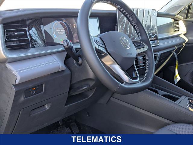 New 2025 Volkswagen Tiguan SE image 12