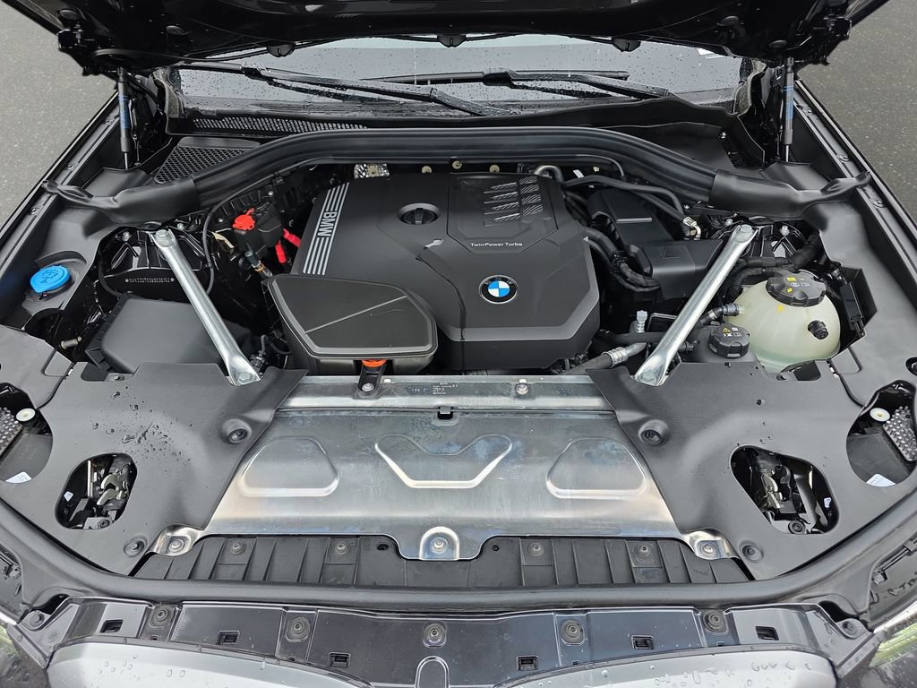 Used 2025 BMW X4 xDrive30i image 35