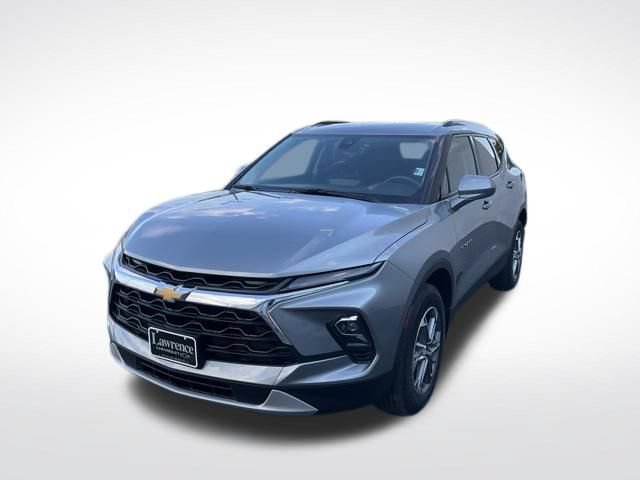 Used 2023 Chevrolet Blazer LT w/ Convenience Package AWD/4WD image 3