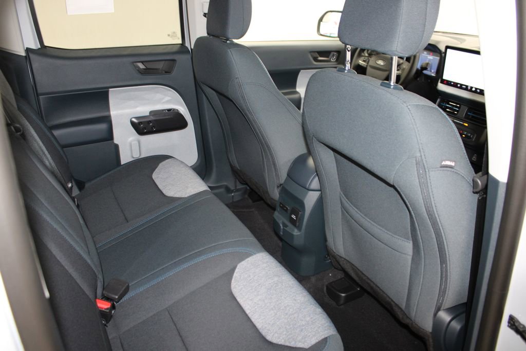 New 2025 Ford Maverick XLT w/ XLT Luxury Package image 31