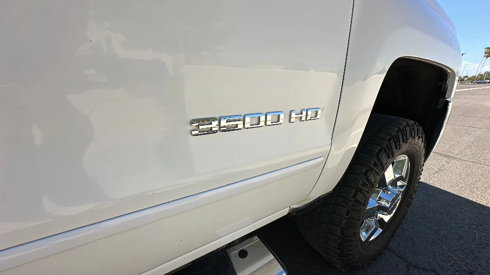 Used 2016 Chevrolet Silverado 3500 LT w/ LT Convenience Package AWD/4WD image 7