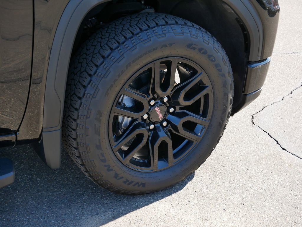 Used 2023 GMC Sierra 1500 Elevation w/ X31 Off-Road Package AWD/4WD image 13