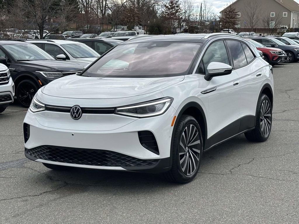 Used 2023 Volkswagen ID.4 Pro S Plus image 3