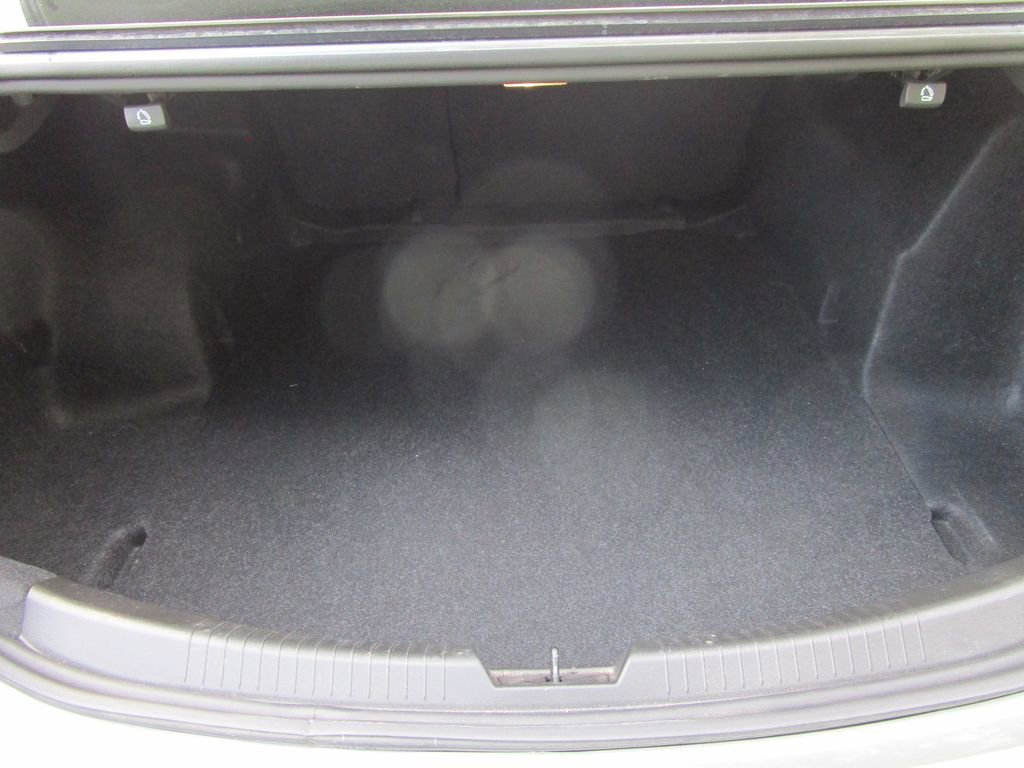 Used 2024 Chevrolet Malibu RS image 12