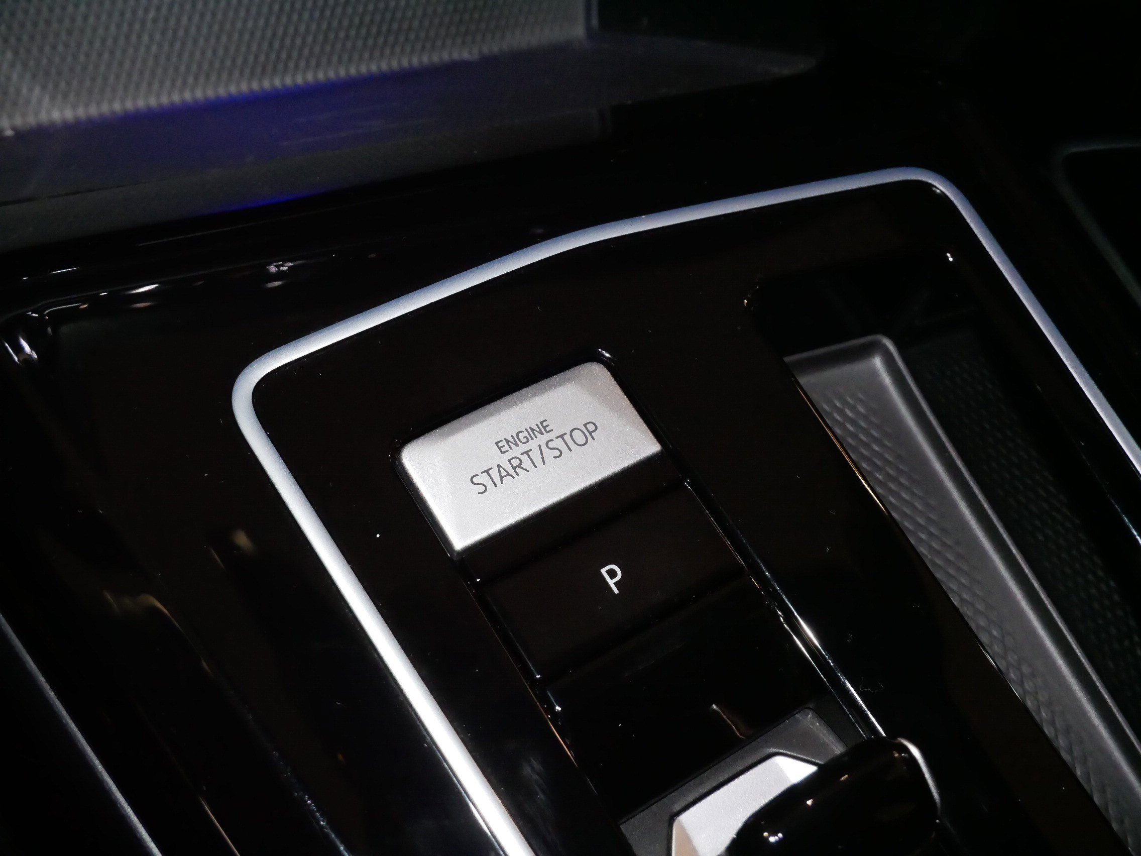 Used 2024 Volkswagen Golf R image 20