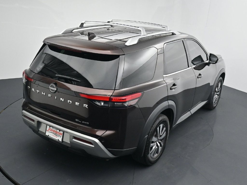 Used 2022 Nissan Pathfinder SL AWD/4WD image 29