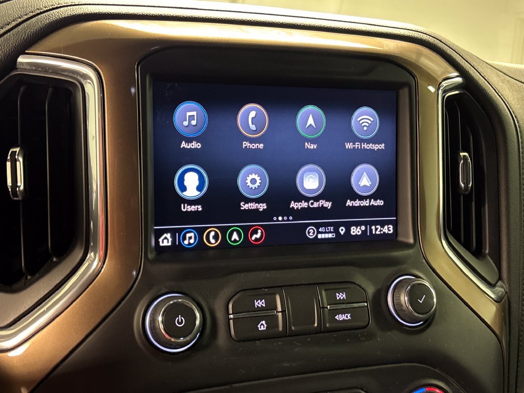 Used 2021 Chevrolet Silverado 1500 High Country w/ Technology Package AWD/4WD image 38