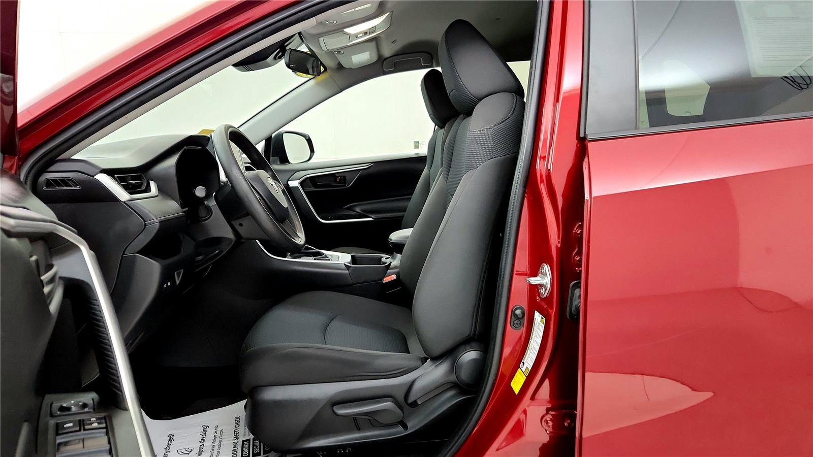 Certified 2023 Toyota RAV4 LE AWD/4WD image 25