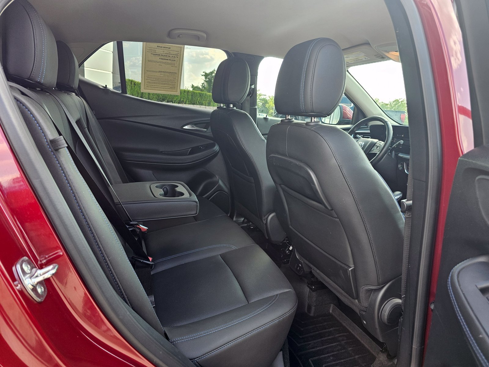 Used 2025 Buick Encore GX Sport Touring w/ Comfort Package AWD/4WD image 33
