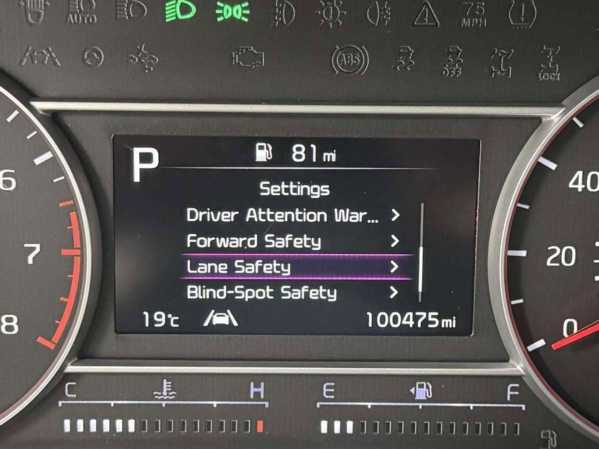 Used 2021 Kia Sorento EX image 19