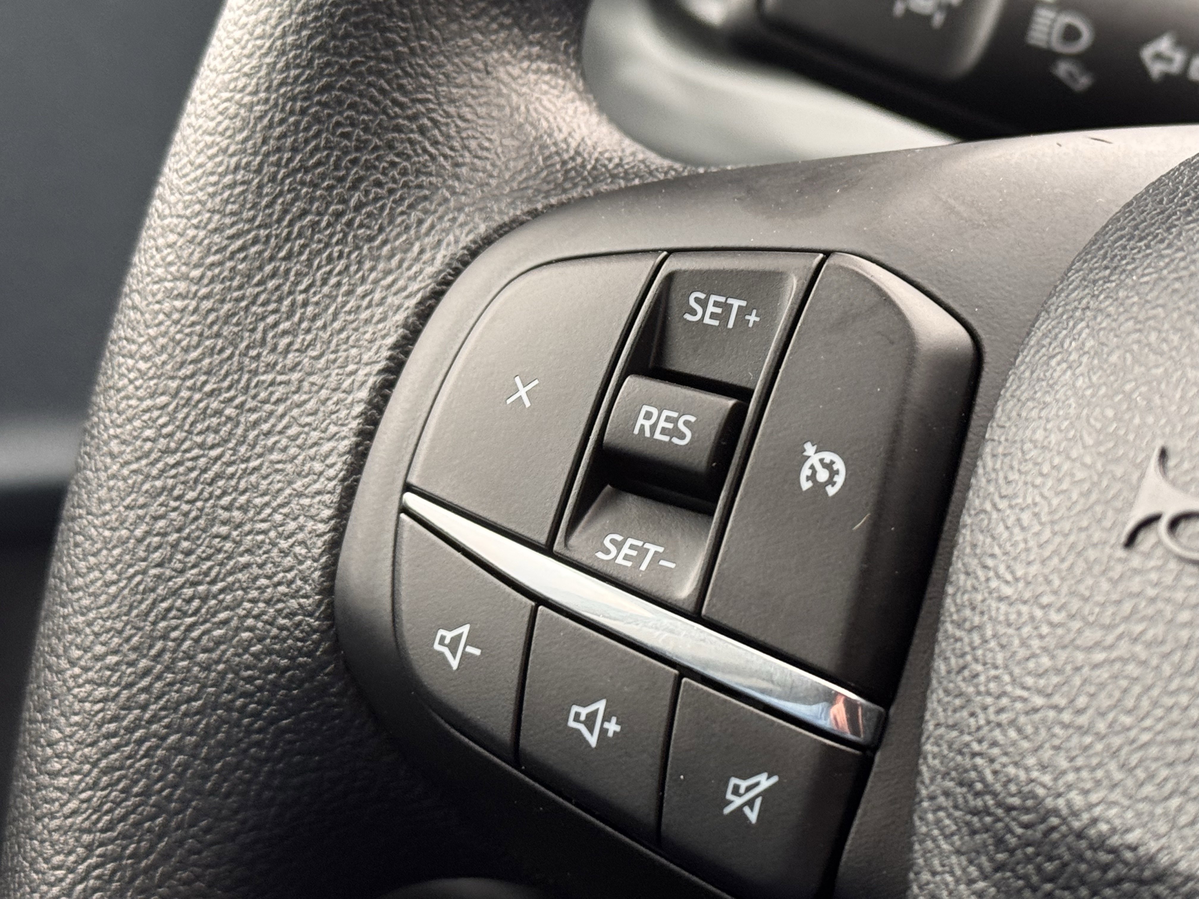 New 2025 Ford Maverick XLT w/ Black Appearance Package image 14