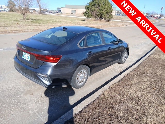Used 2019 Kia Forte Sedan image 3