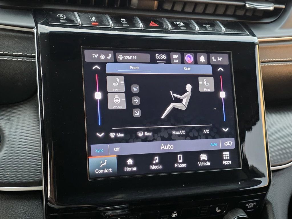 Used 2023 Jeep Grand Cherokee L Laredo w/ Luxury Tech Group I image 16