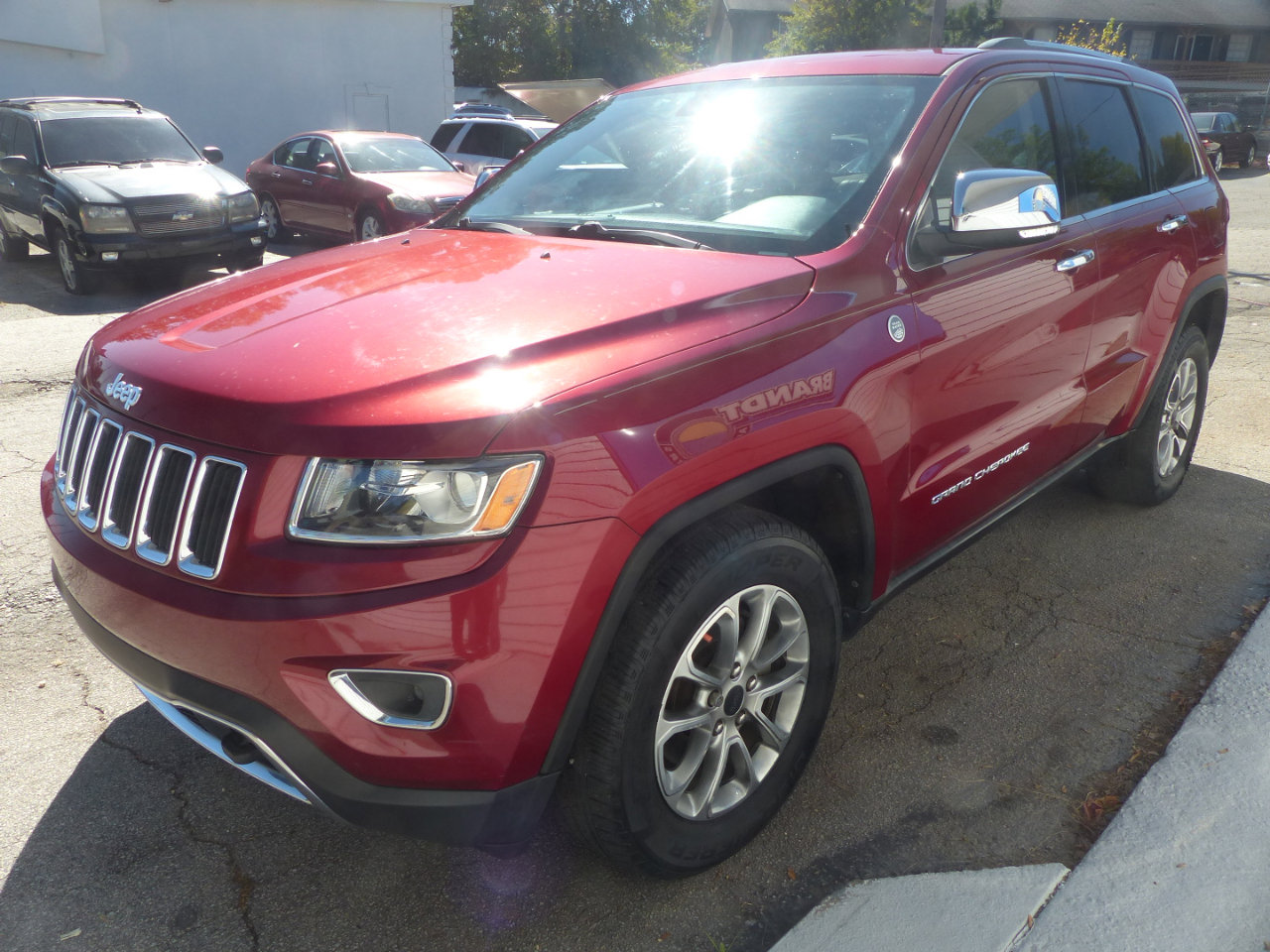Used 2014 Jeep Grand Cherokee Limited w/ Trailer Tow Group IV image 2