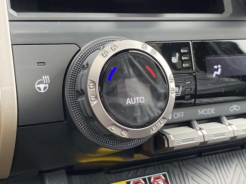 New 2026 Toyota Tacoma Limited AWD/4WD image 13