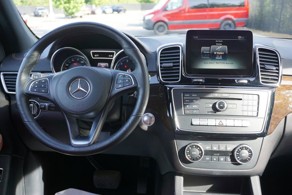 Used 2017 Mercedes-Benz GLS 450 4MATIC image 18