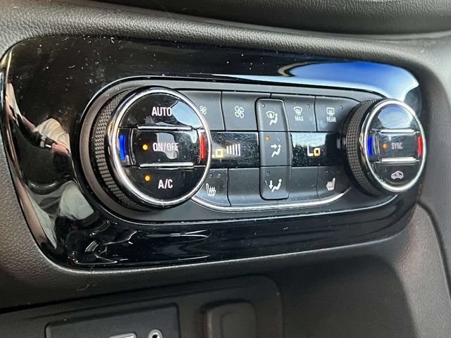 Used 2023 Buick Encore GX Select FWD image 21