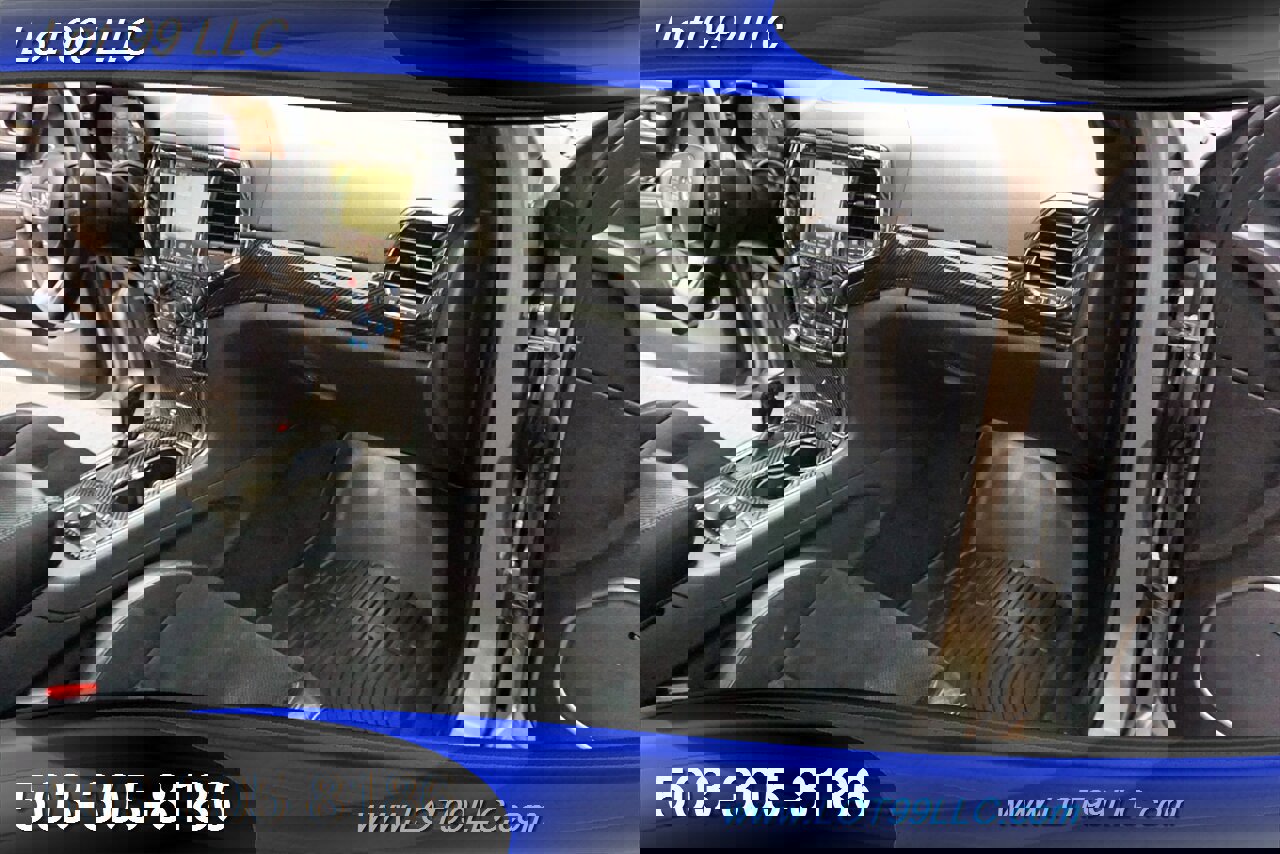 Used 2017 Jeep Grand Cherokee SRT image 36