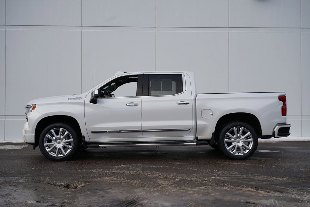 Used 2022 Chevrolet Silverado 1500 High Country w/ High Country Premium Package image 6