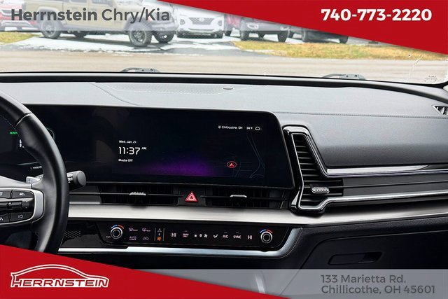 Used 2024 Kia Sportage EX image 9