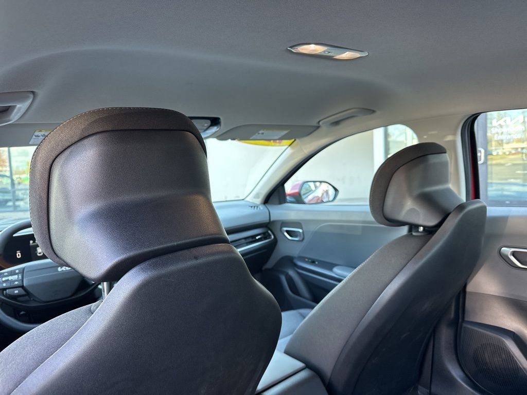 Used 2025 Kia K4 FWD image 21